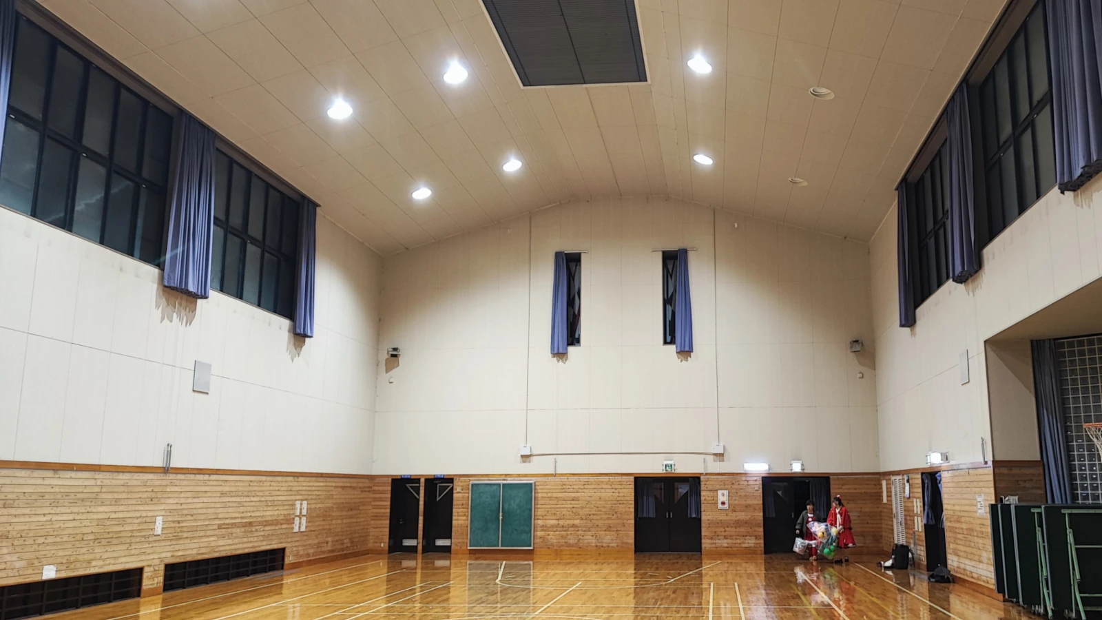 体育館内の全景