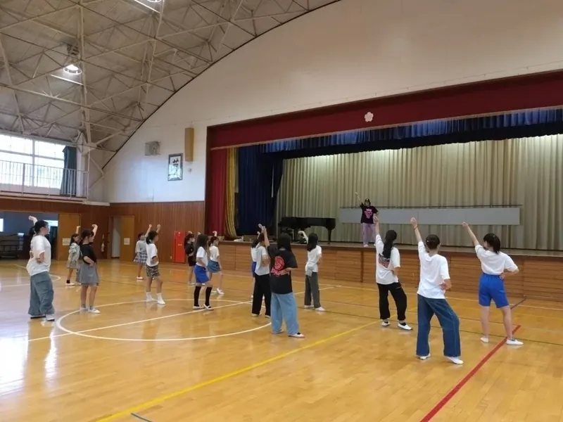 函南小学校でのクラブ活動指導風景
